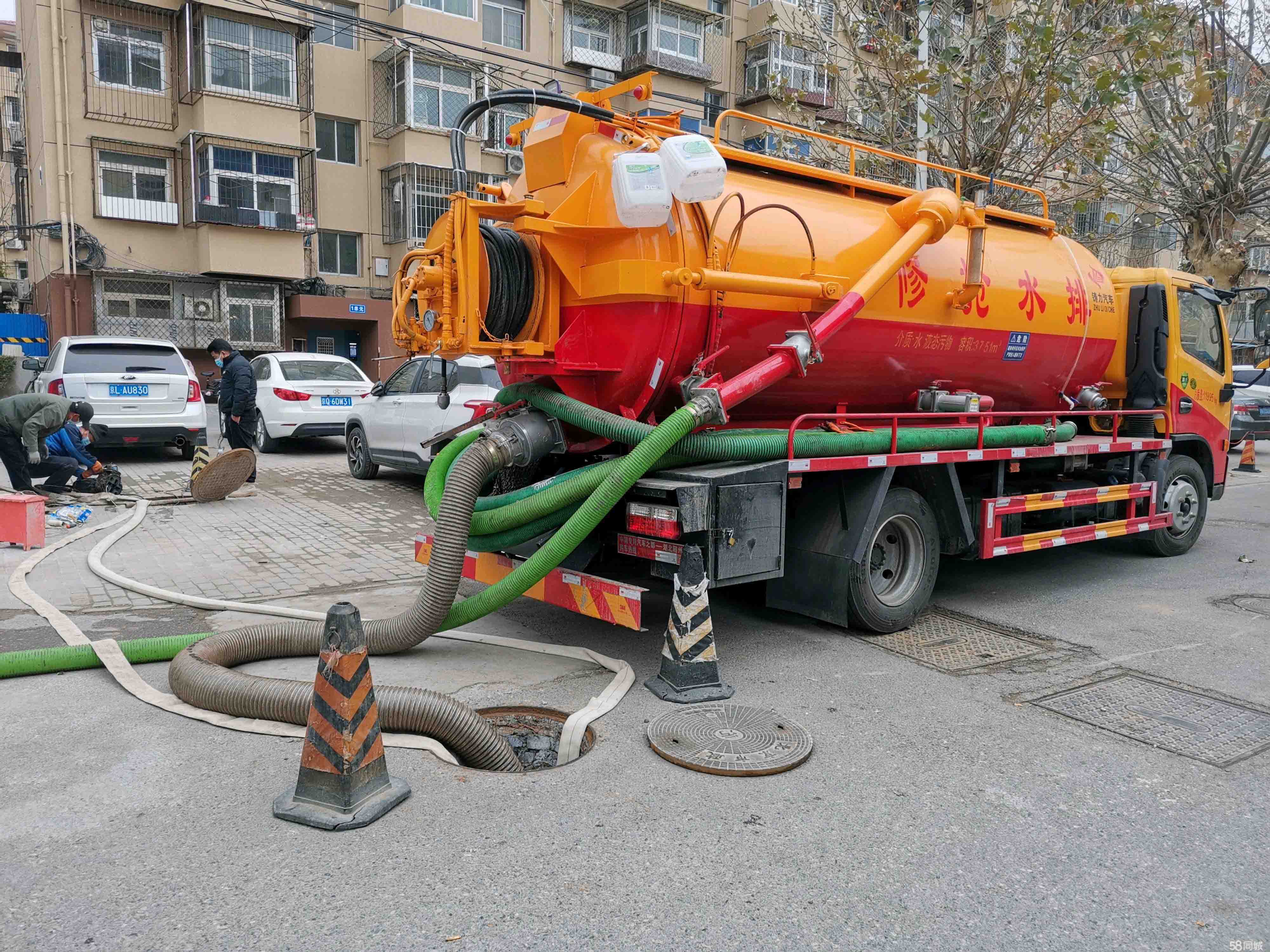 平塘抽粪吸污